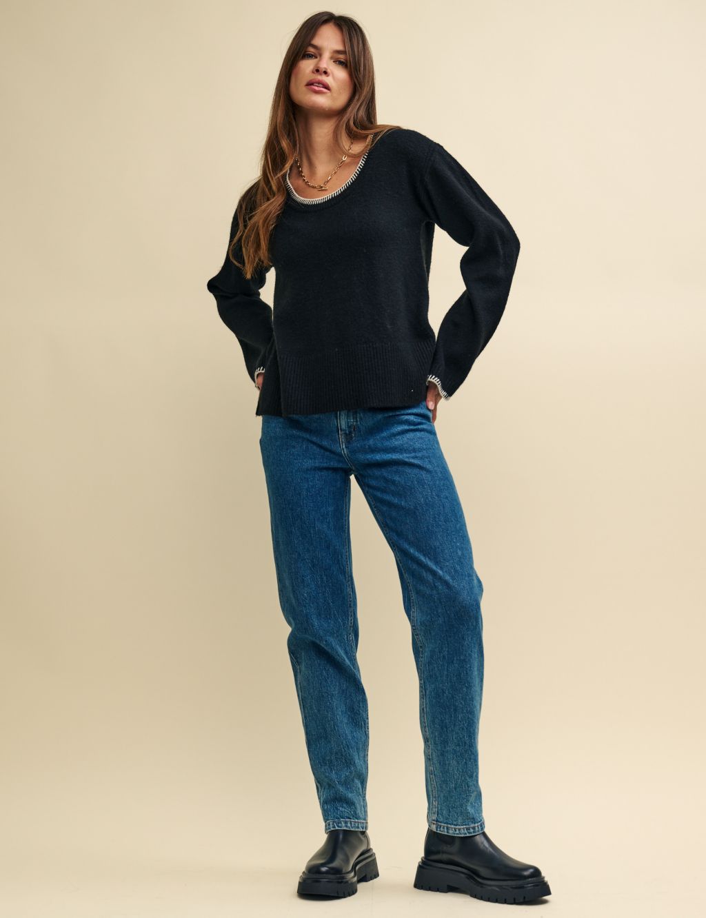 Scoop Neck Relaxed Jumper image 6