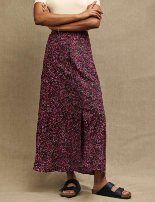 

Womens Nobody's Child Floral Midi A-Line Skirt - Black, Black