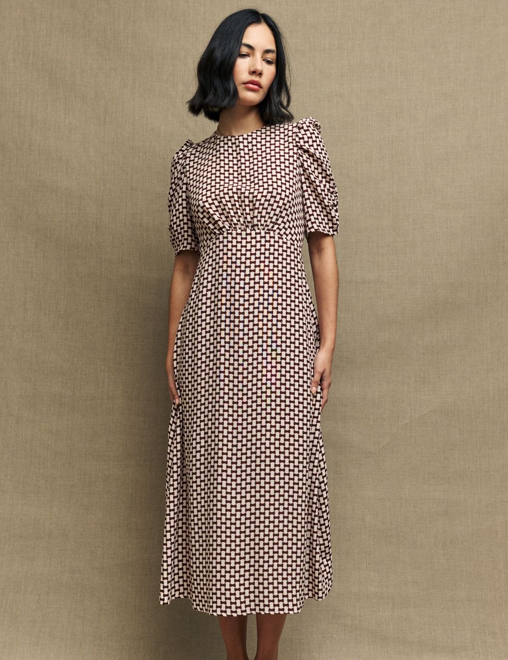 Geometric Puff Sleeve Midi Tea Dress image 5