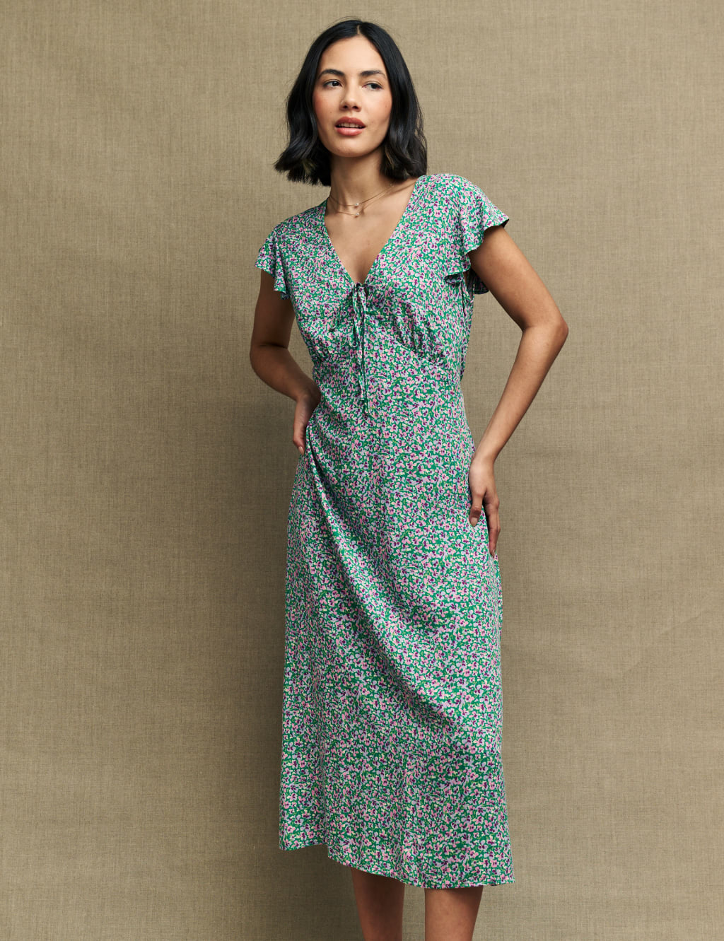 Floral V-Neck Tie Detail Midi Tea Dress image 6