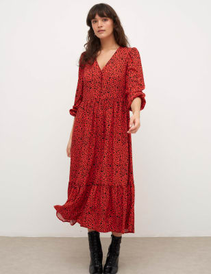 

Womens Nobody's Child Heart Print V-Neck Midi Tea Dress - Red Mix, Red Mix