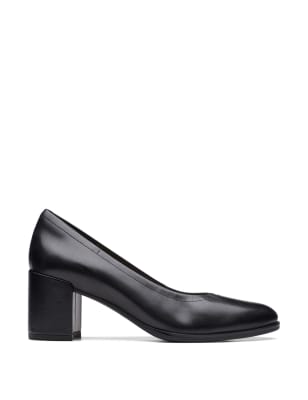 Clarks ladies hot sale court shoes