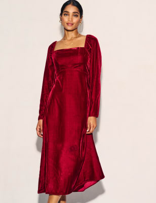 

Womens Nobody's Child Velvet Square Neck Midi Waisted Dress - Burgundy, Burgundy