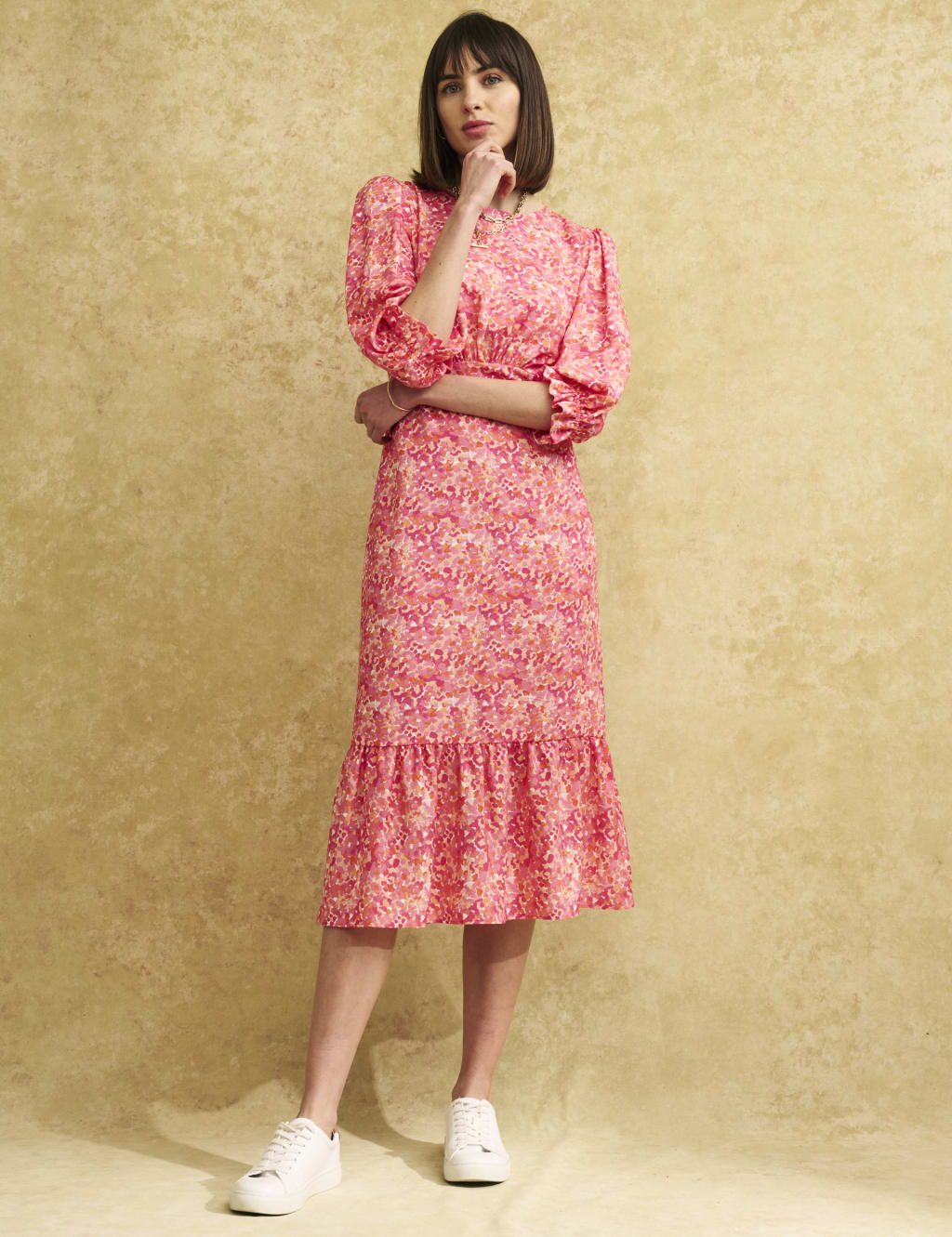 Printed Crew Neck Midi Tiered Tea Dress image 1