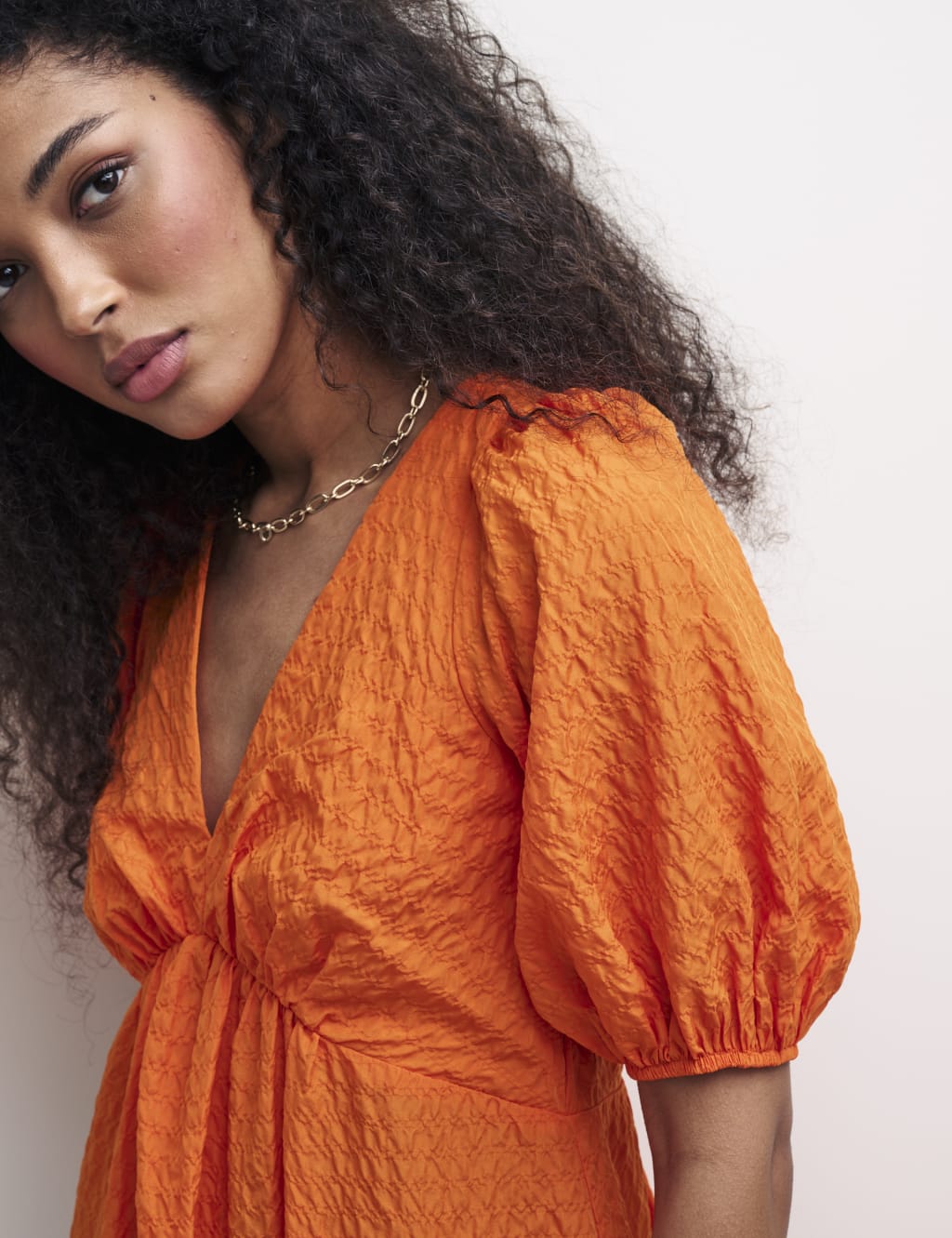 V-Neck Puff Sleeve Midi Smock Dress image 3