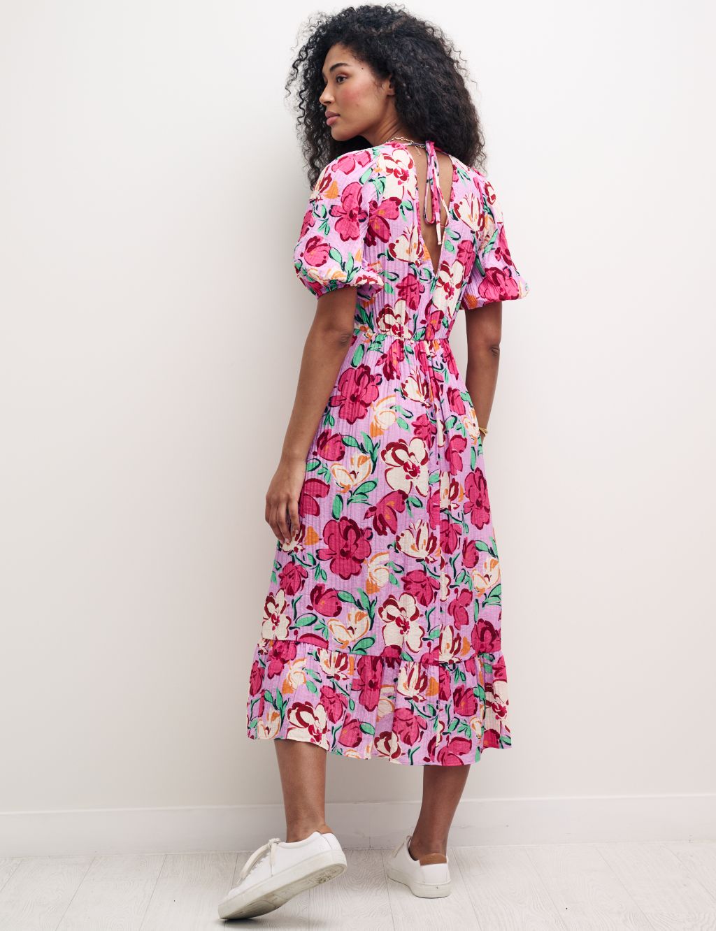Floral V-Neck Puff Sleeve Midi Tea Dress image 3