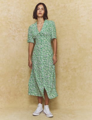 

Womens Nobody's Child Printed Collared V-Neck Midi Tea Dress - Green Mix, Green Mix