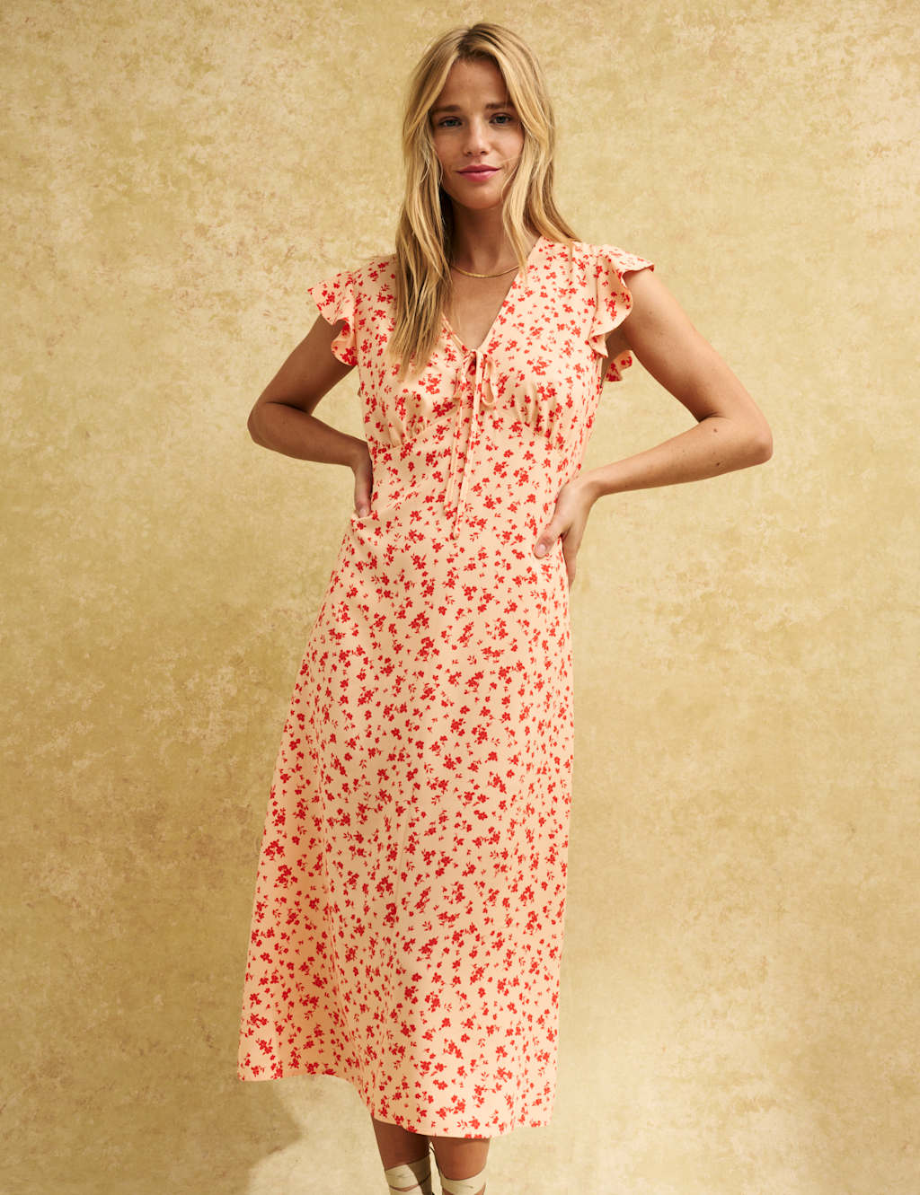 Floral V-Neck Tie Waist Midi Tea Dress image 4
