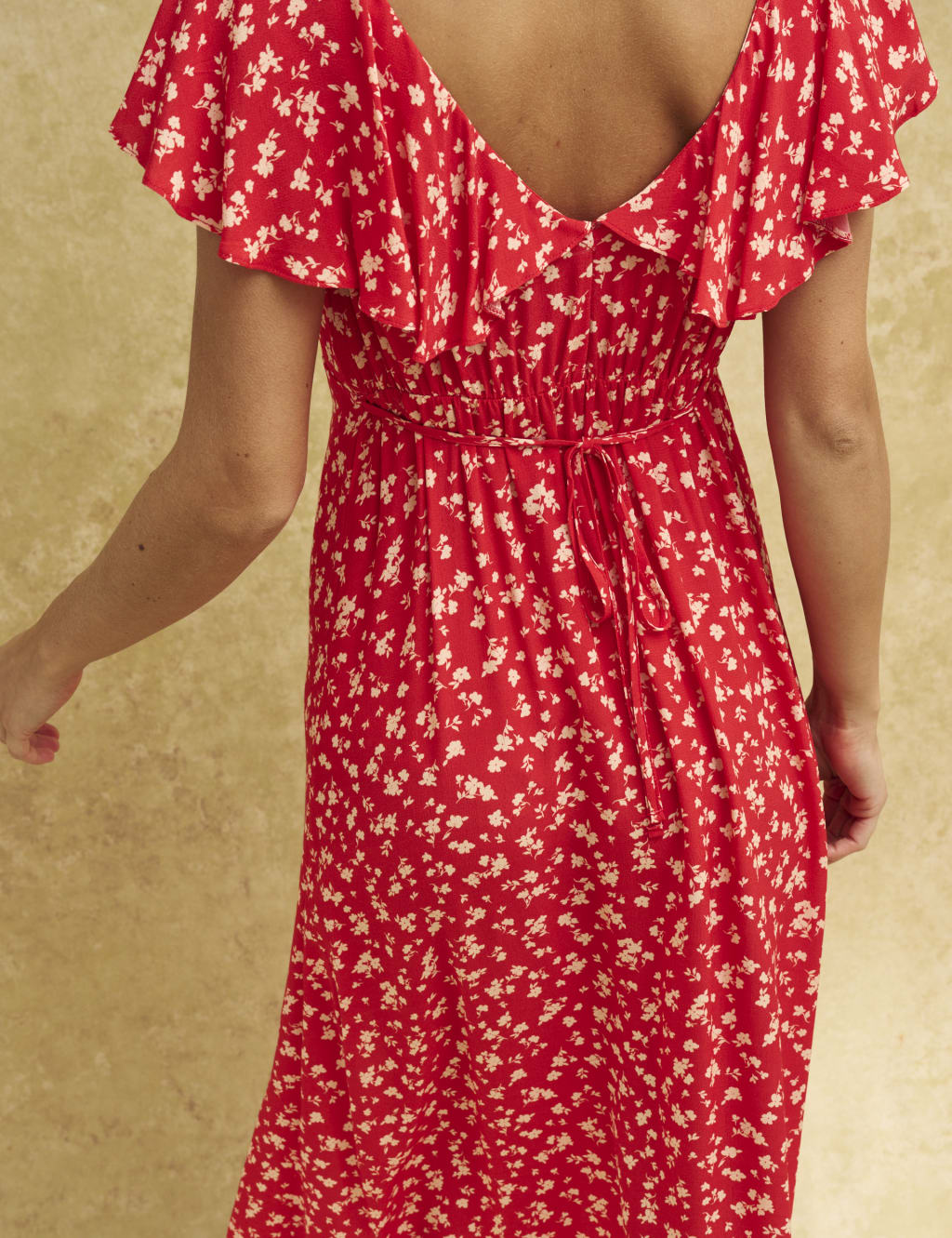 Ditsy Floral V-Neck Midi Tea Dress image 2