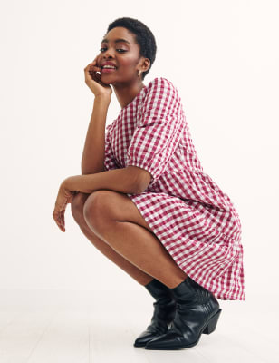 

Womens Nobody's Child Mini-Smokkleid aus Baumwollmischgewebe mit Gingham-Muster - Pink, Pink