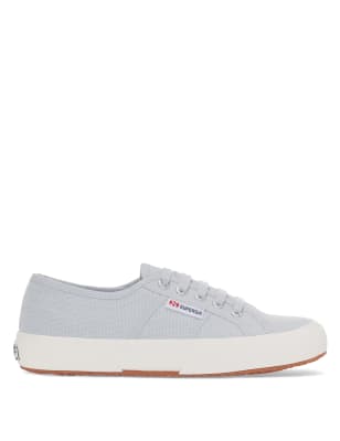 2750 Cotu Classic Canvas Trainers