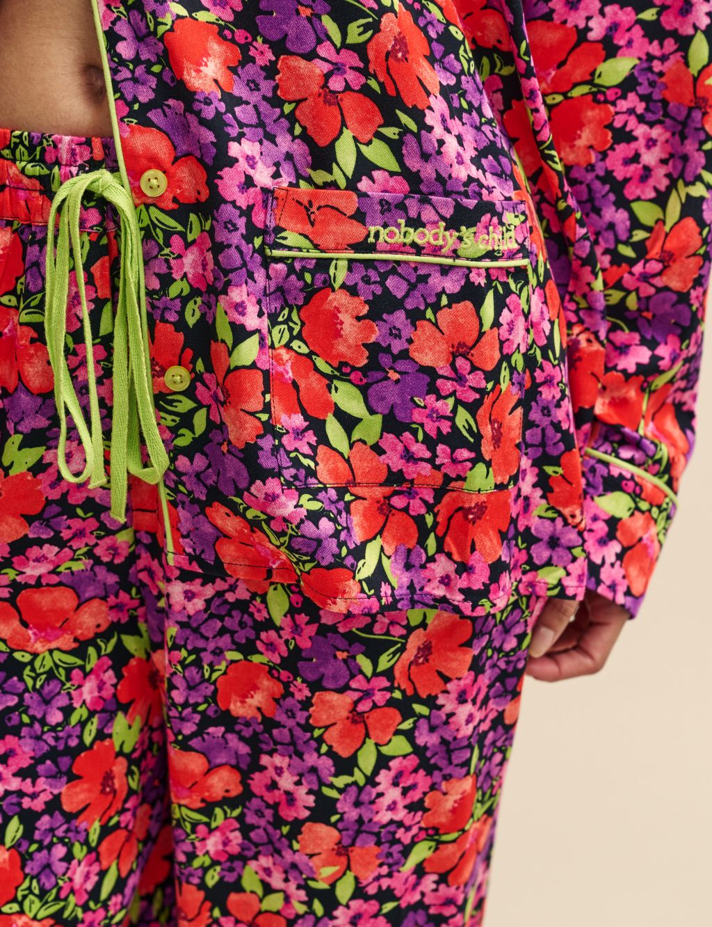 Floral Revere Collar Pyjama Set image 9