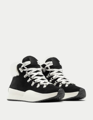 Out N About III Conquest Suede Walking Boots