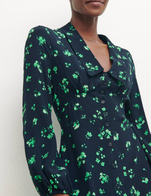 

Womens Nobody's Child Floral V-Neck Midi Tea Dress - Green Mix, Green Mix
