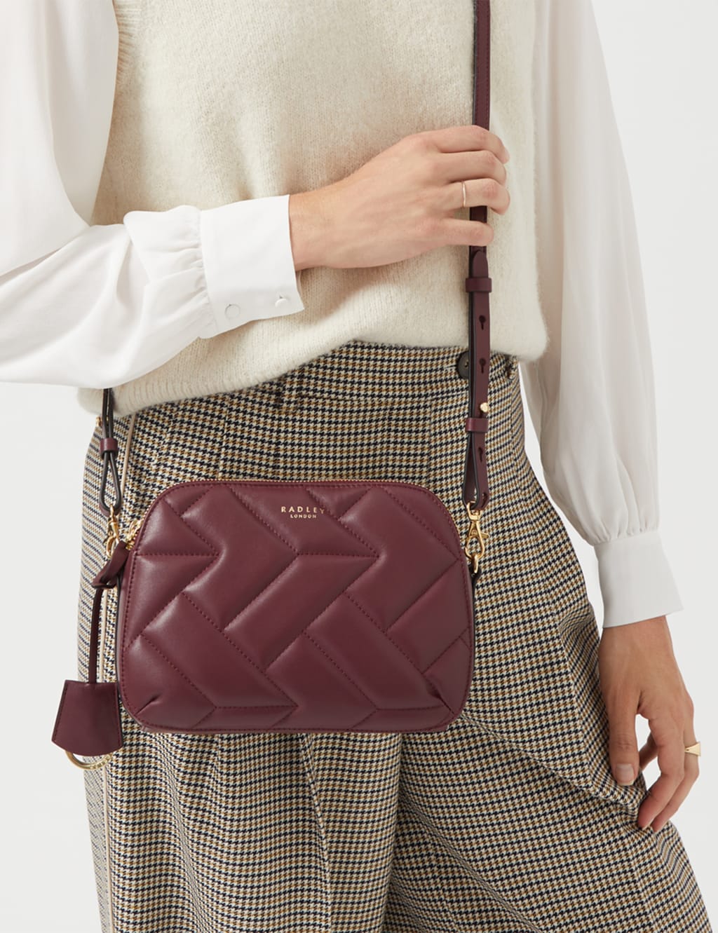Dukes Place Leather Quilted Cross Body Bag image 1