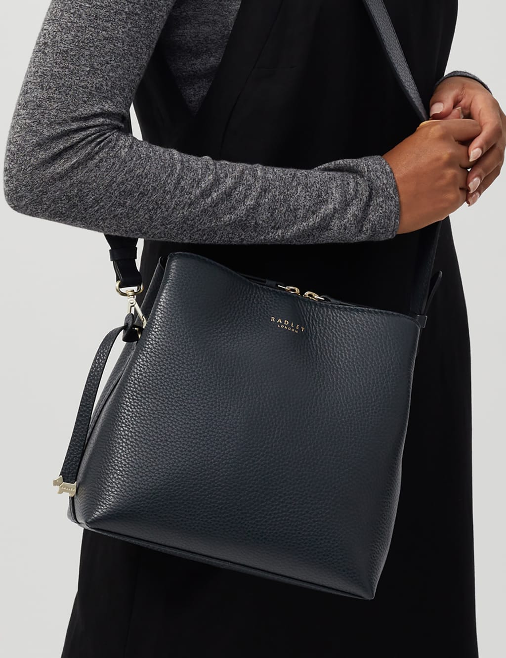 Ladies navy handbags uk discount