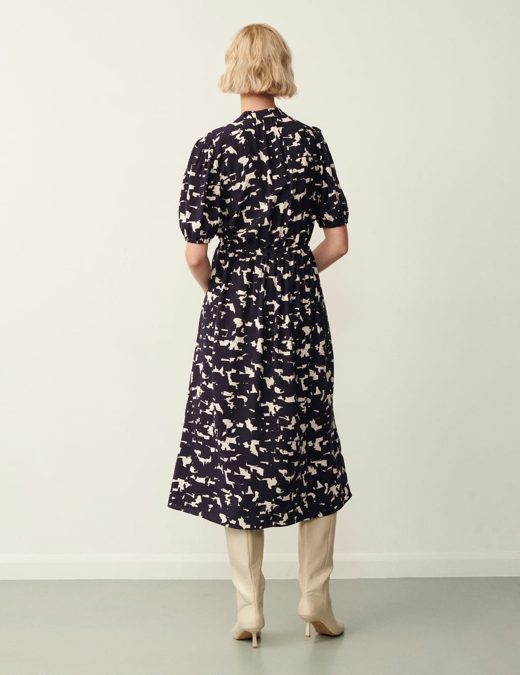 Printed V-Neck Midi Waisted Dress image 4