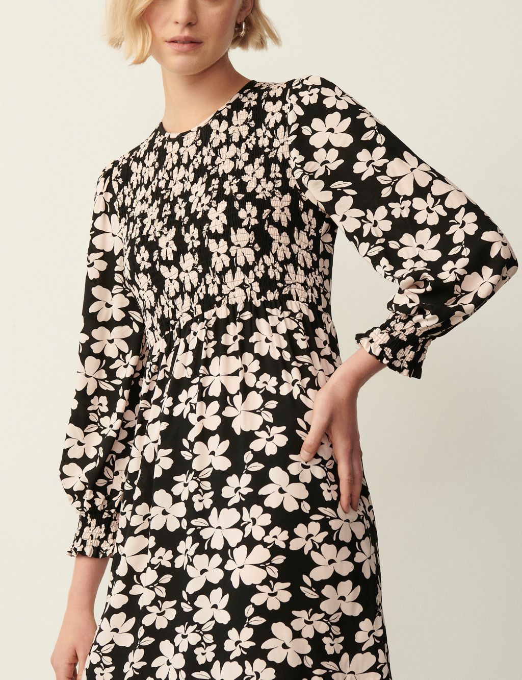 Floral Round Neck Midi Tiered Dress image 3