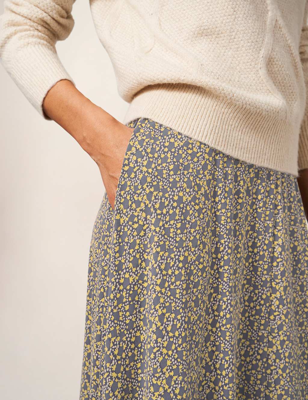 Printed Midaxi A-Line Skirt image 4