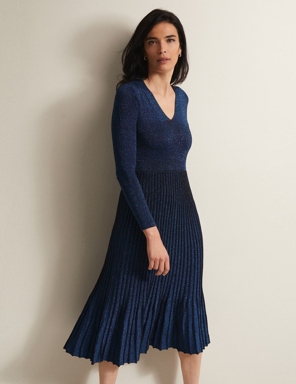Sparkly Knitted V-Neck Pleated Midi Dress image 4