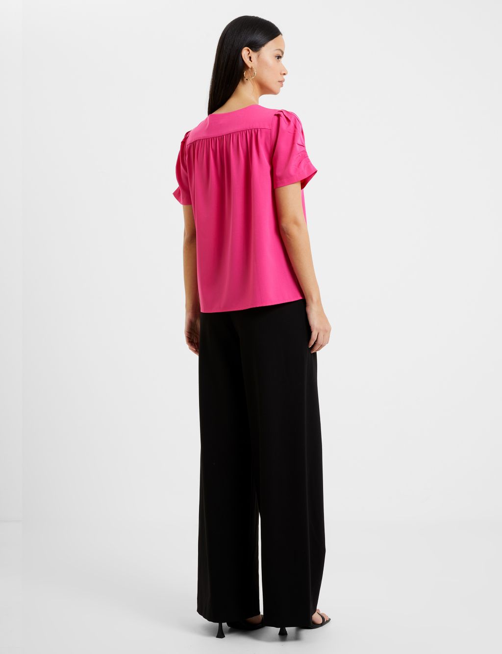 Crepe V-Neck Relaxed Puff Sleeve Blouse image 3
