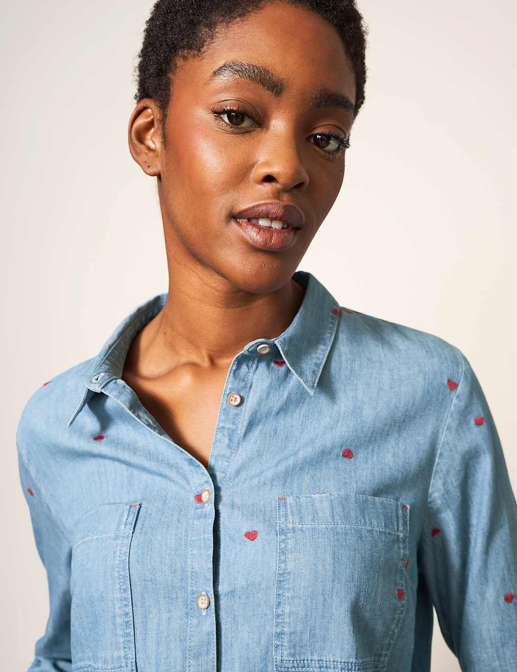 Page 6 Women’s CollaredNeck Shirts & Blouses M&S