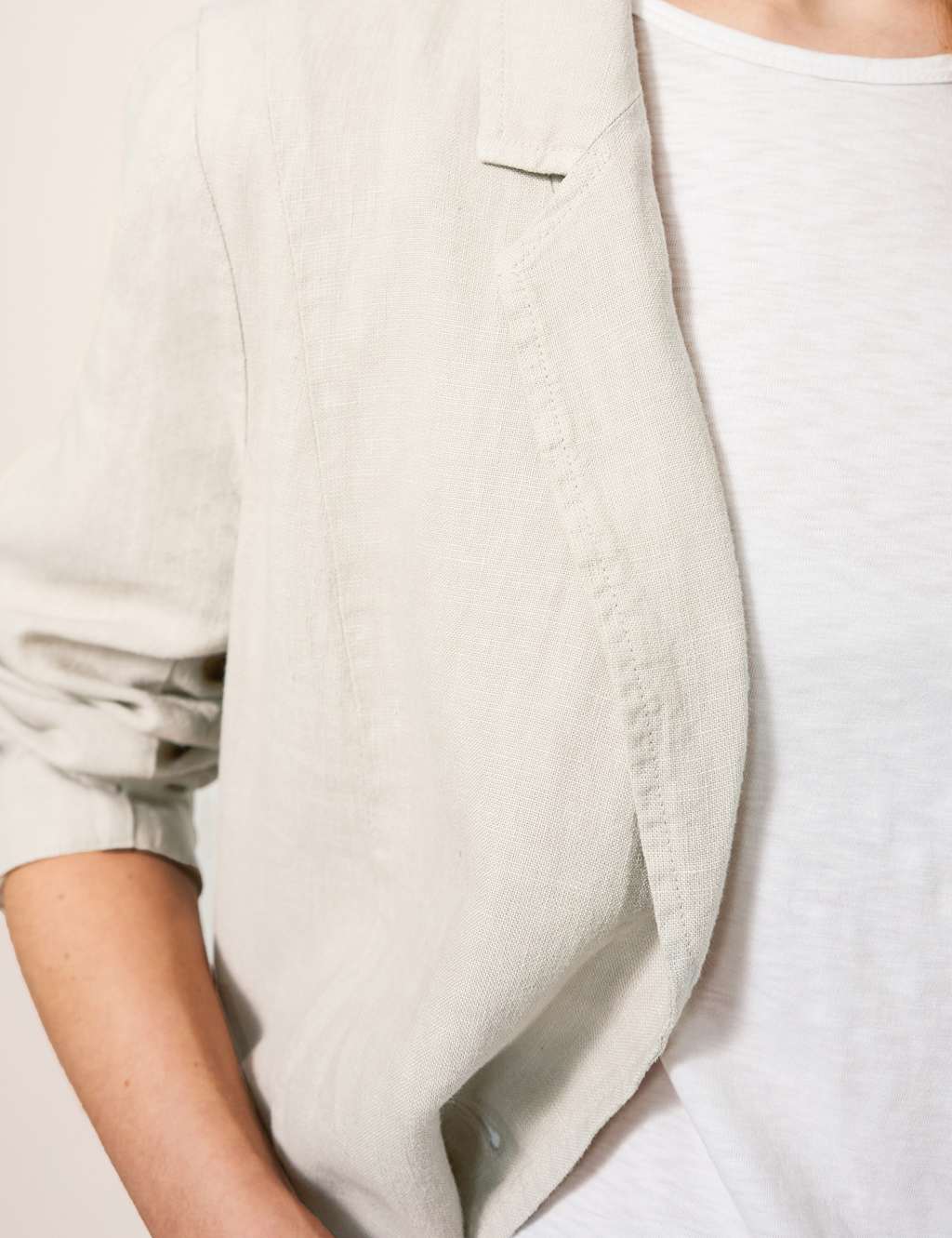 Linen Rich Relaxed Single Breasted Blazer image 3