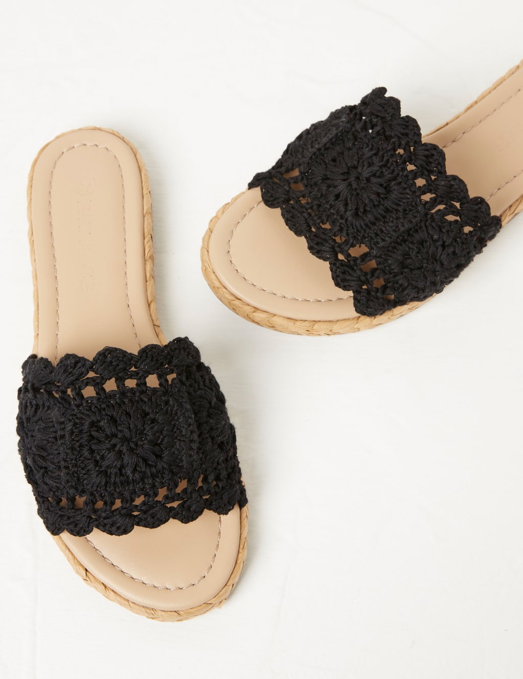 Woven Flat Sliders image 2