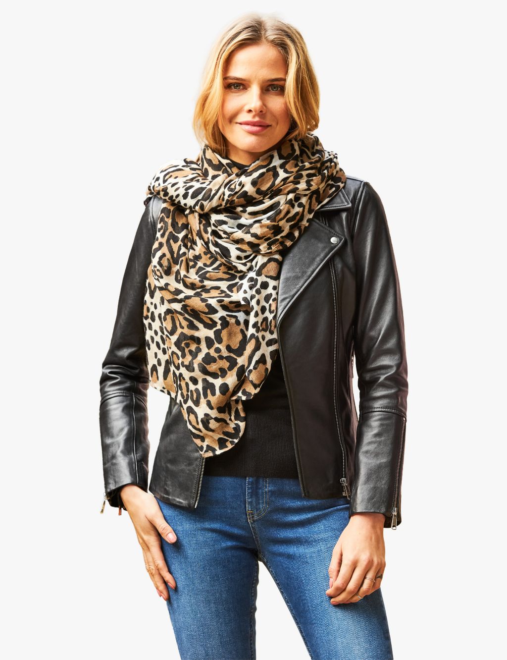 Supersoft Leopard Print Scarf image 3
