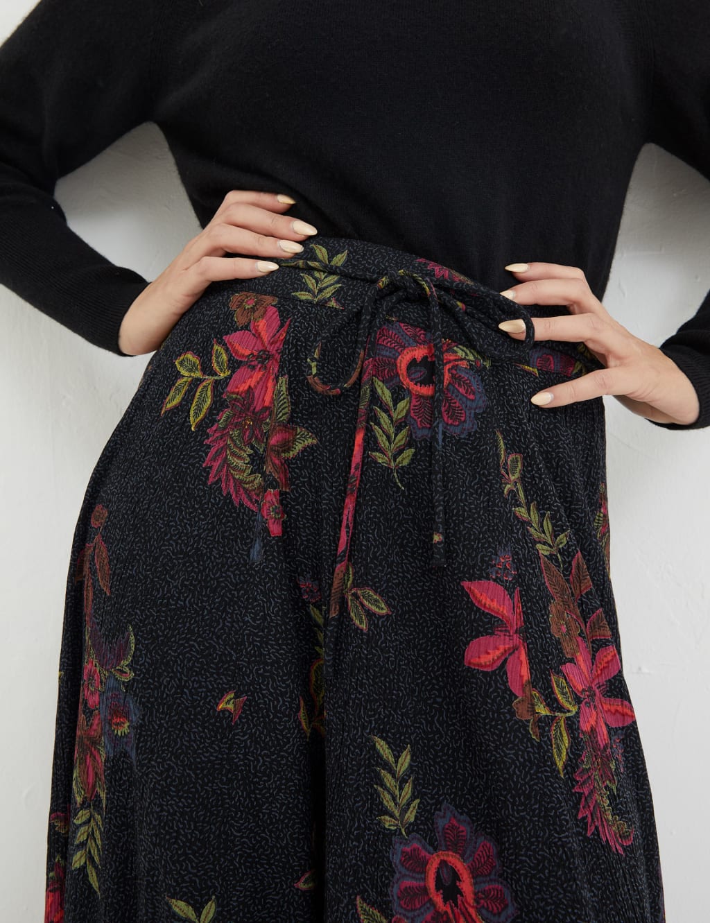 Floral Midi A-Line Skirt image 5