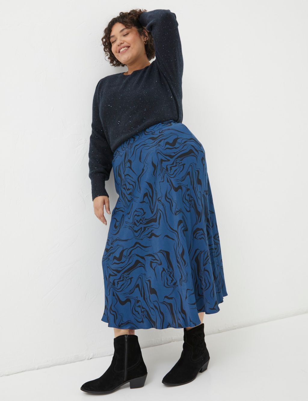 Printed Midi A-Line Skirt image 6