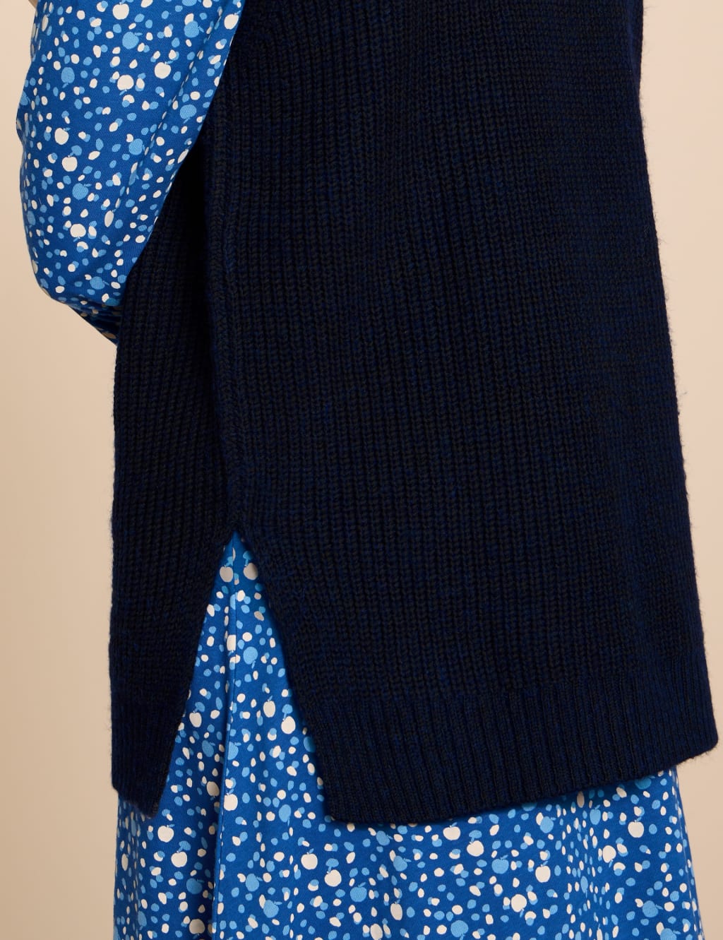Recycled Blend Ribbed Knitted Vest image 5