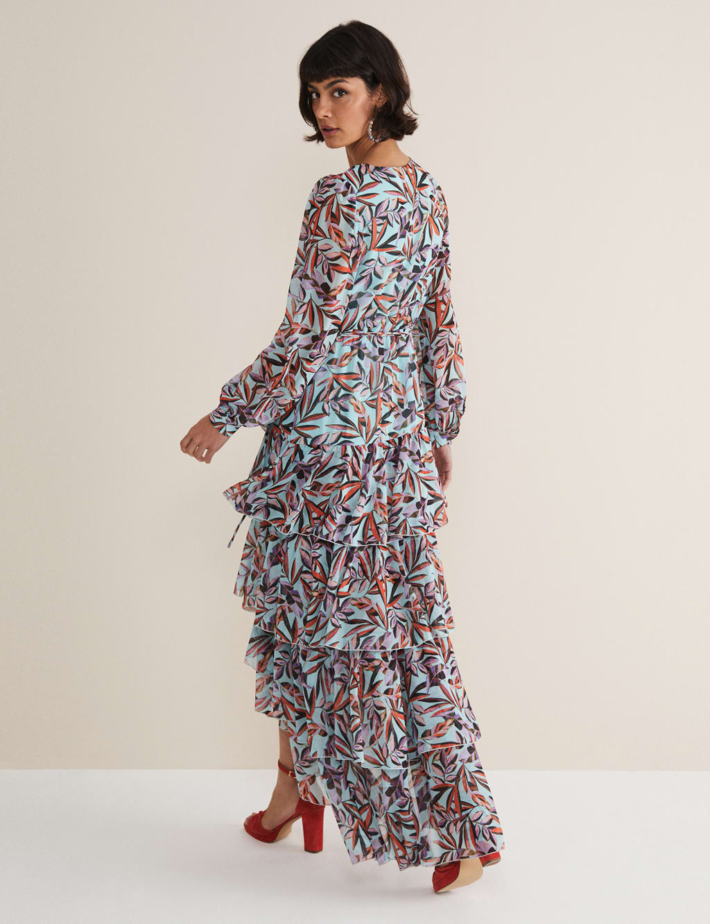 Leaf Print V-Neck Maxi Tiered Dress image 3