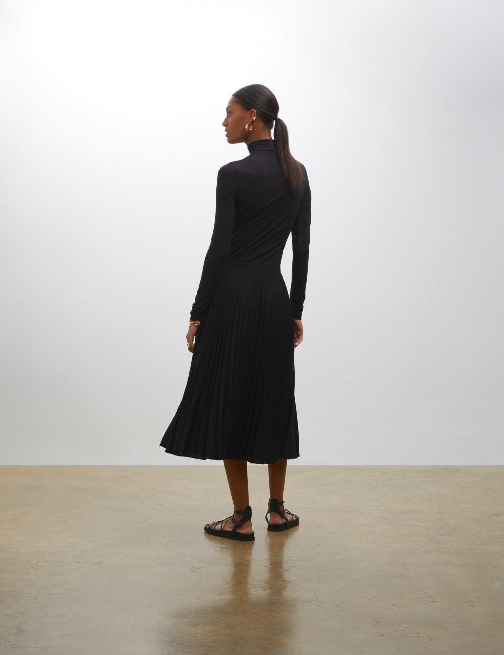 Pleated Midi Skirt image 3