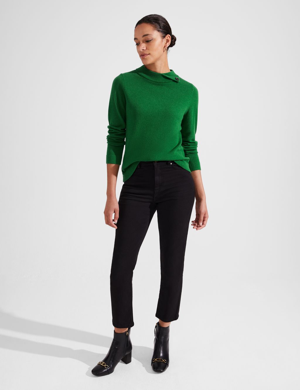 Wool Rich Crew Neck Jumper with Cashmere image 6