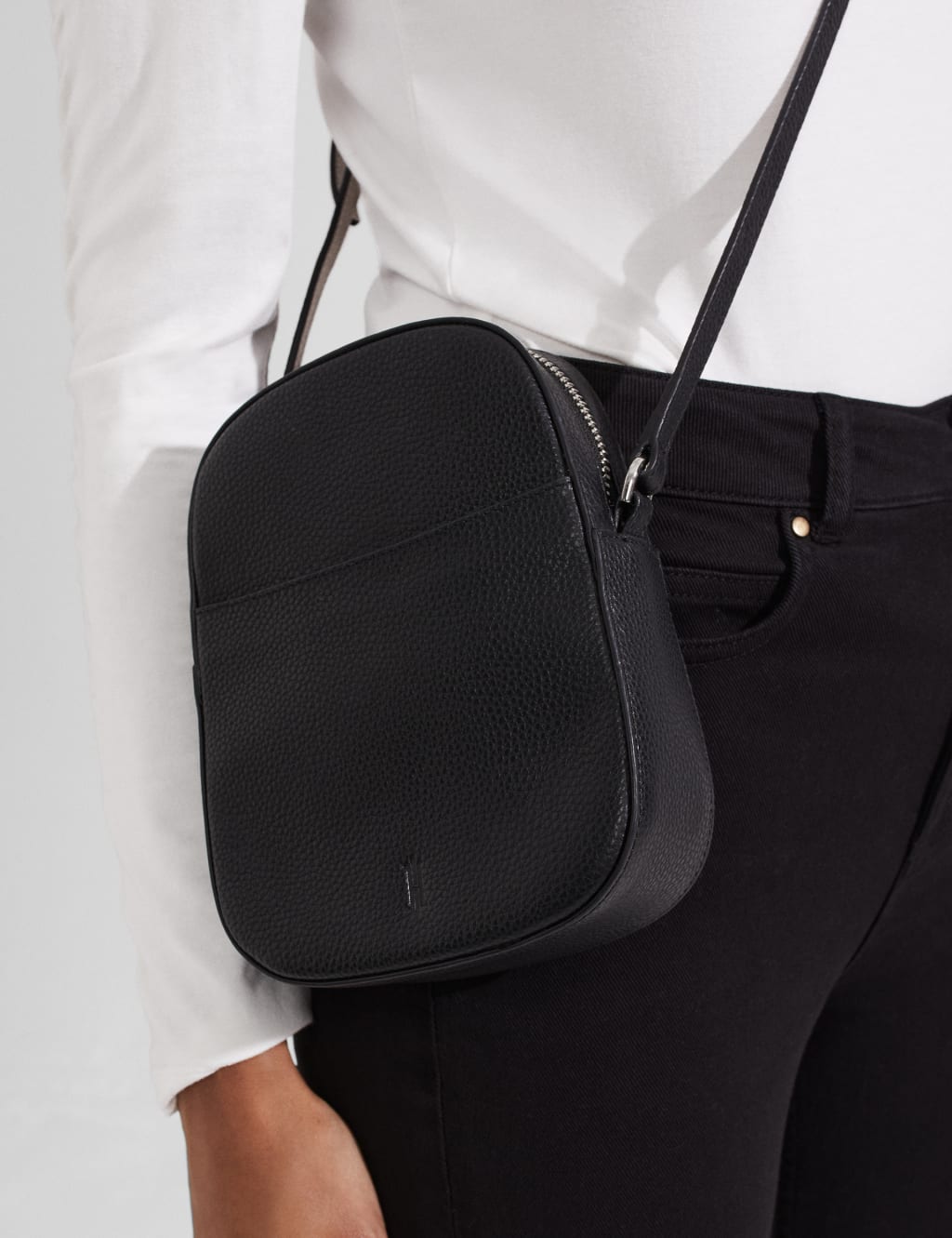 Leather Cross Body Bag image 3