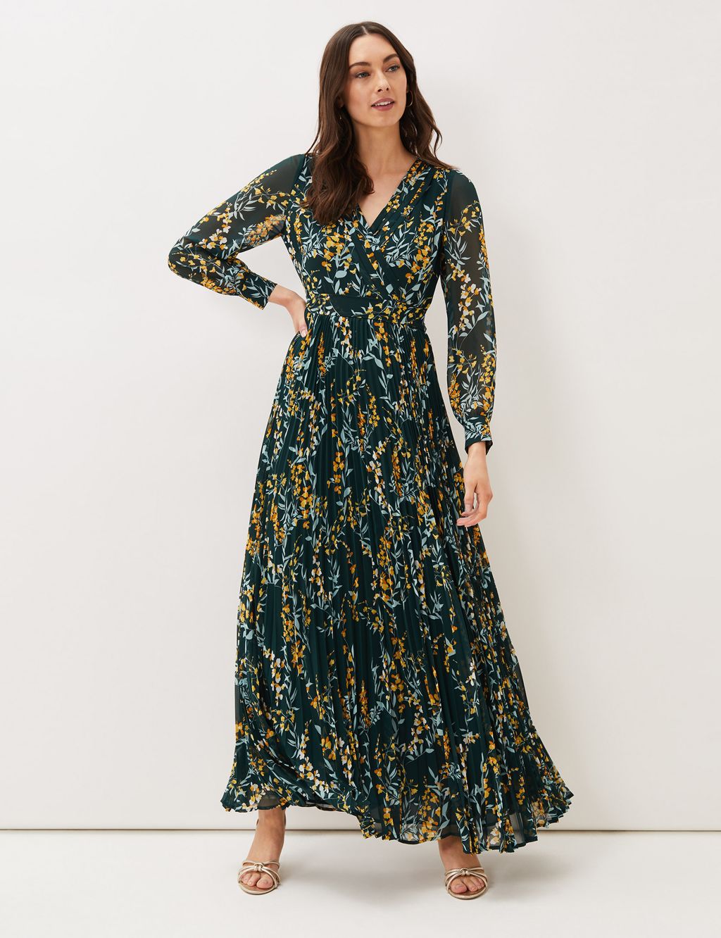 Floral V-Neck Pleated Maxi Swing Dress image 1