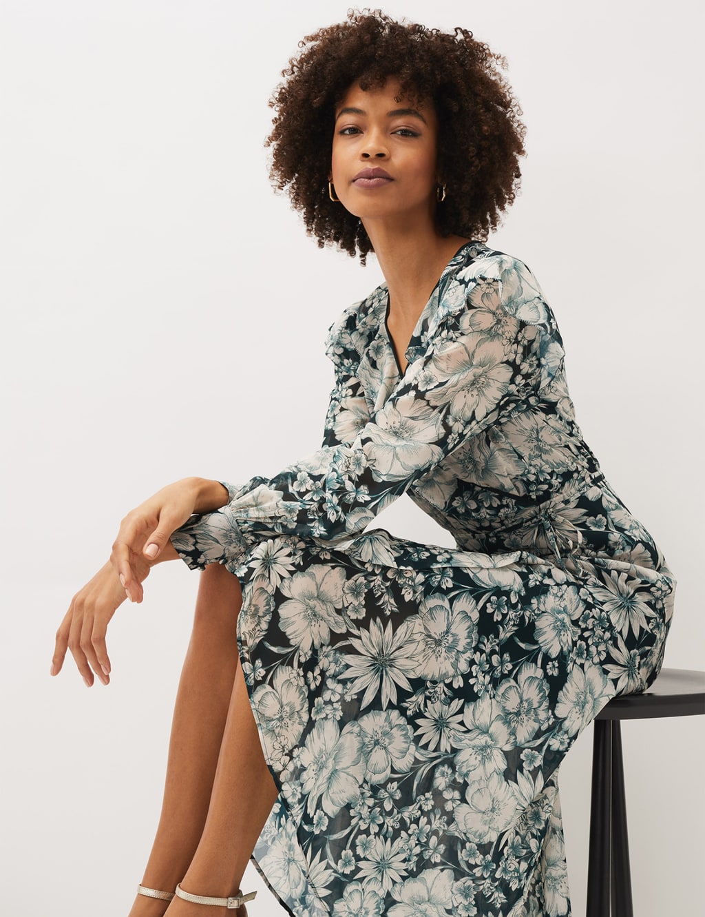 Floral V-Neck Belted Midi Wrap Dress image 3