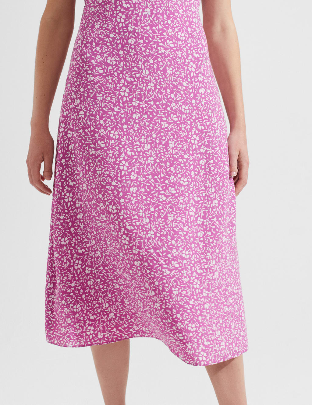 Printed V-Neck Shirred Midi Smock Dress image 4