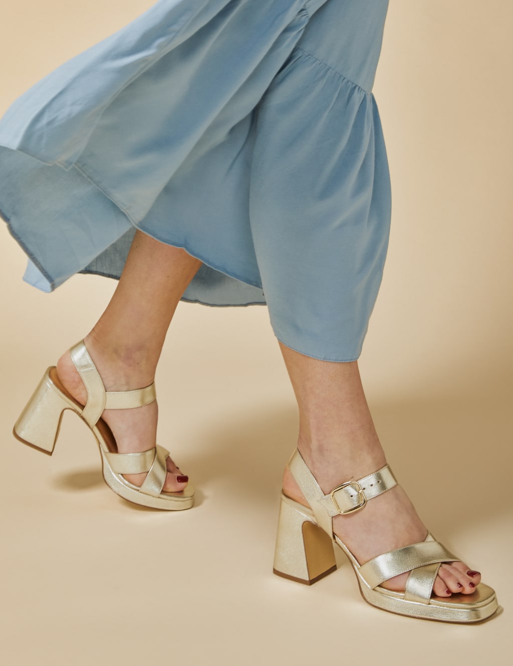 Leather Buckle Block Heel Sandals