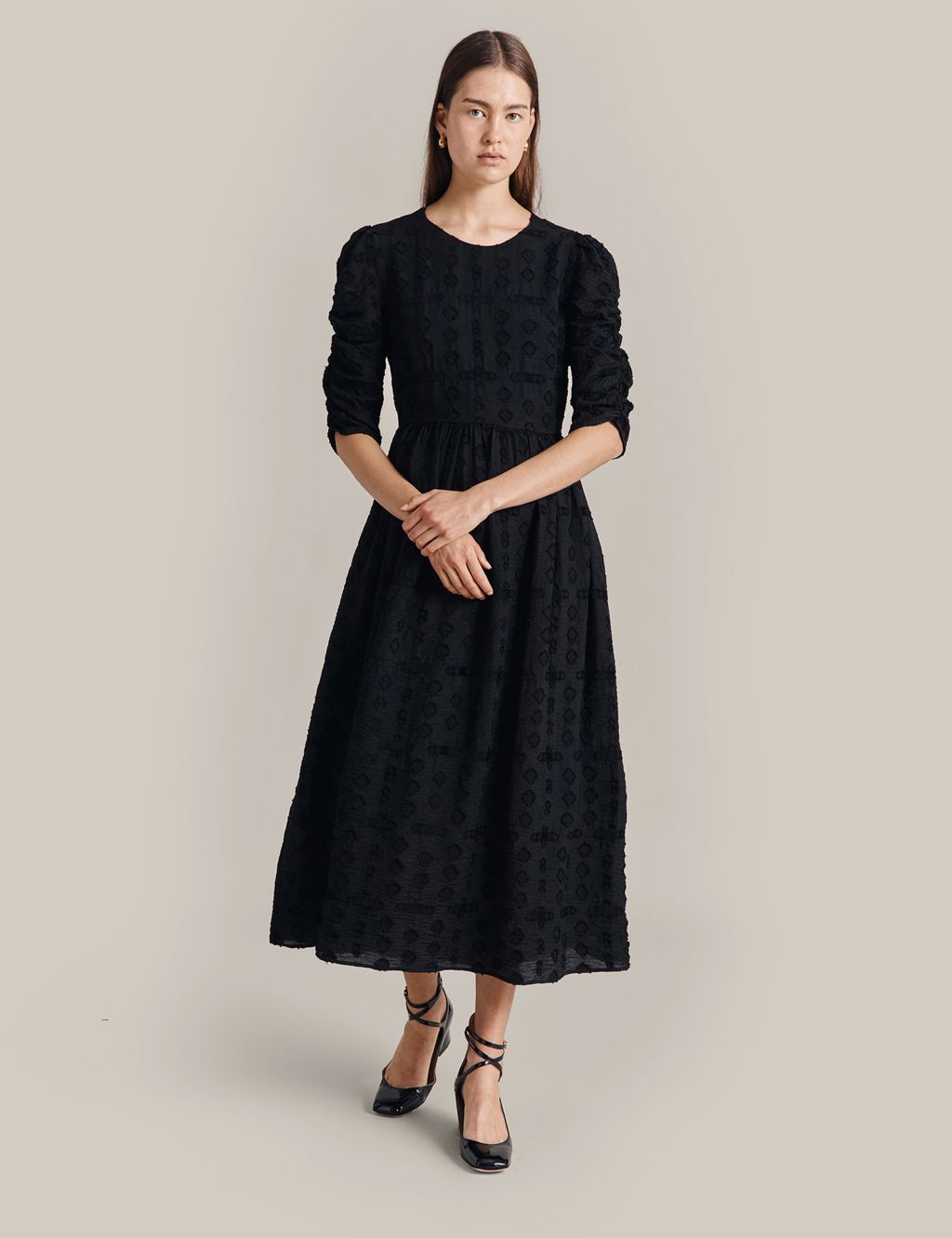 Textured Midi Waisted Dress with Wool