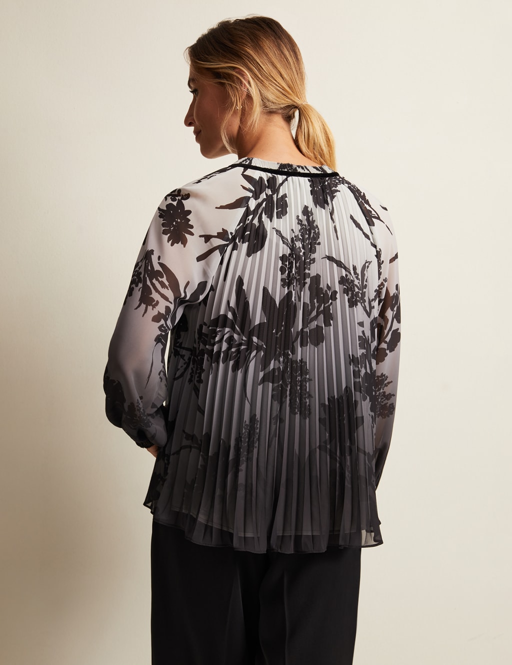 Floral Pleated Tie Neck Top image 3