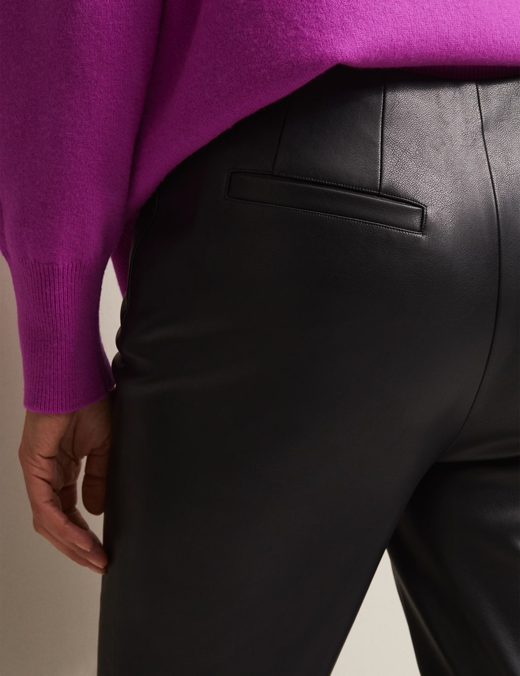Leather Look Slim Fit Cropped Trousers image 7