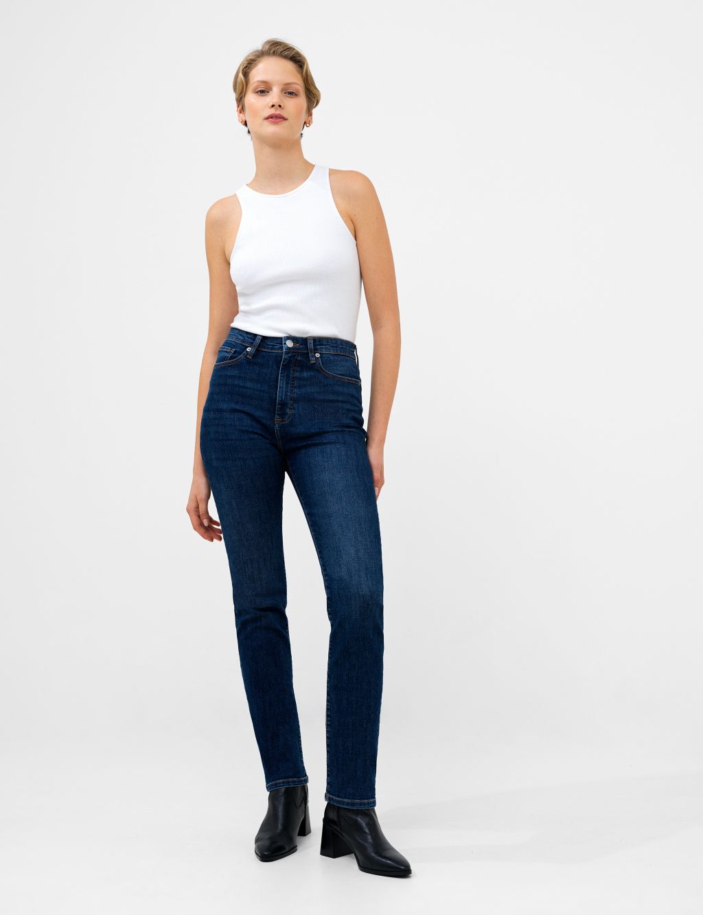 High Waisted Slim Fit Jeans