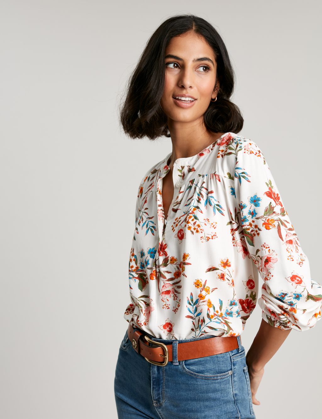 Floral Round Neck Popover Blouse image 3