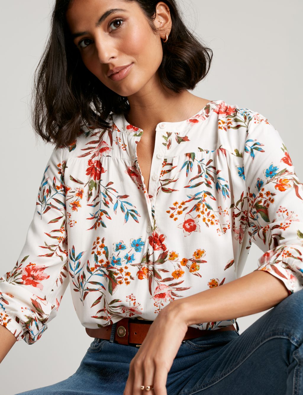 Floral Round Neck Popover Blouse image 7
