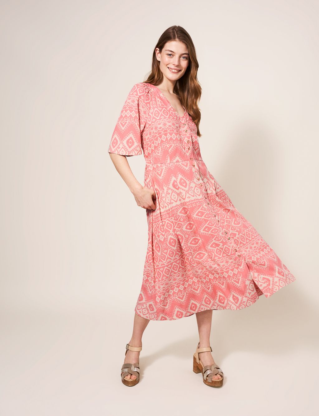 Printed V-Neck Midi Waisted Dress with Linen image 5