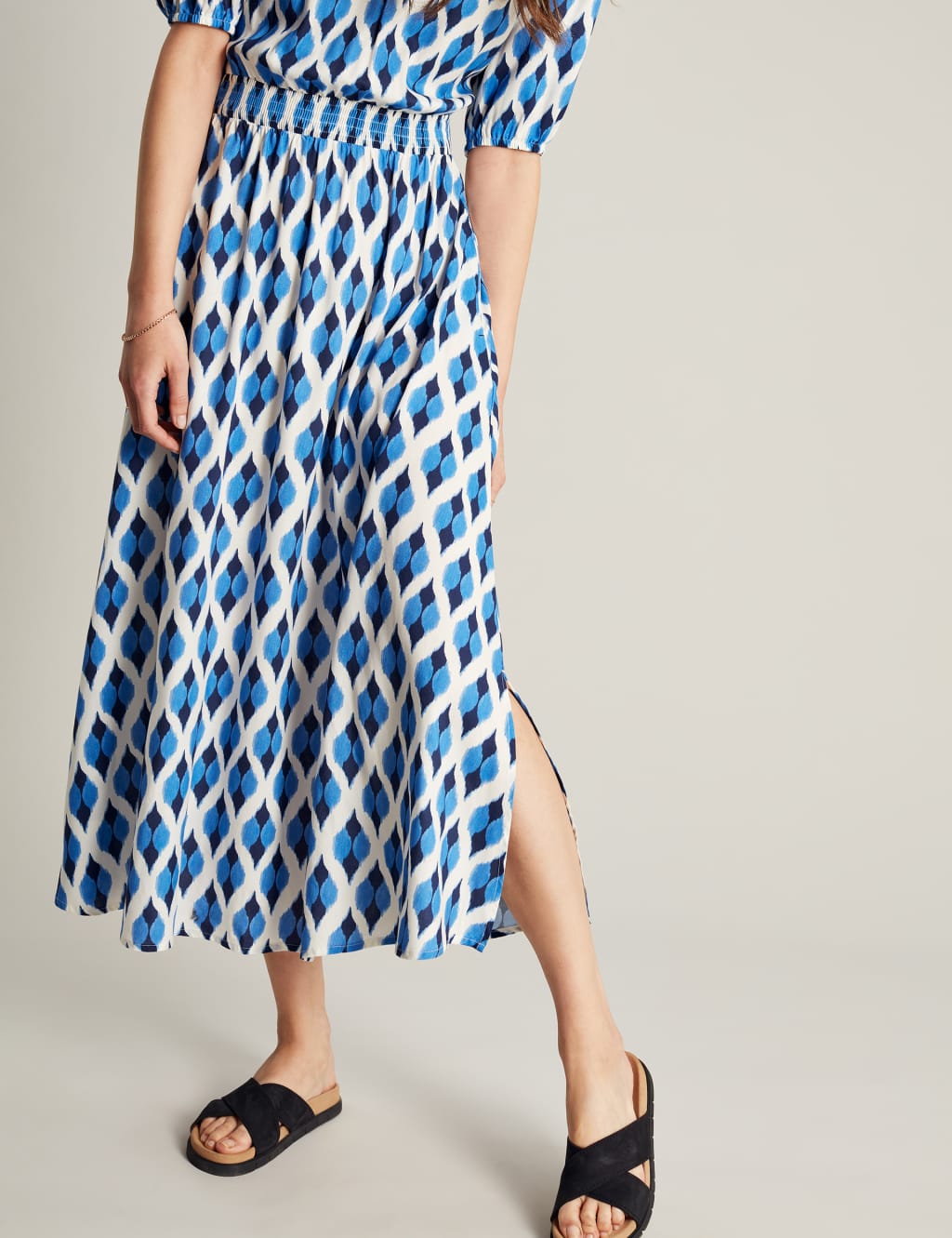 Geometric Notch Neck Midi Waisted Dress image 4