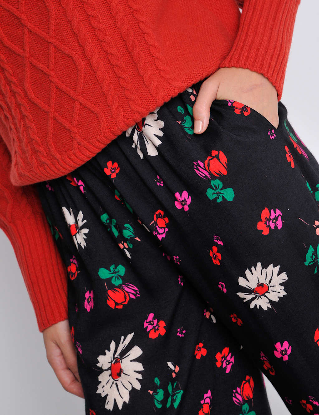 Floral Elasticated Waist Wide Leg Trousers image 5