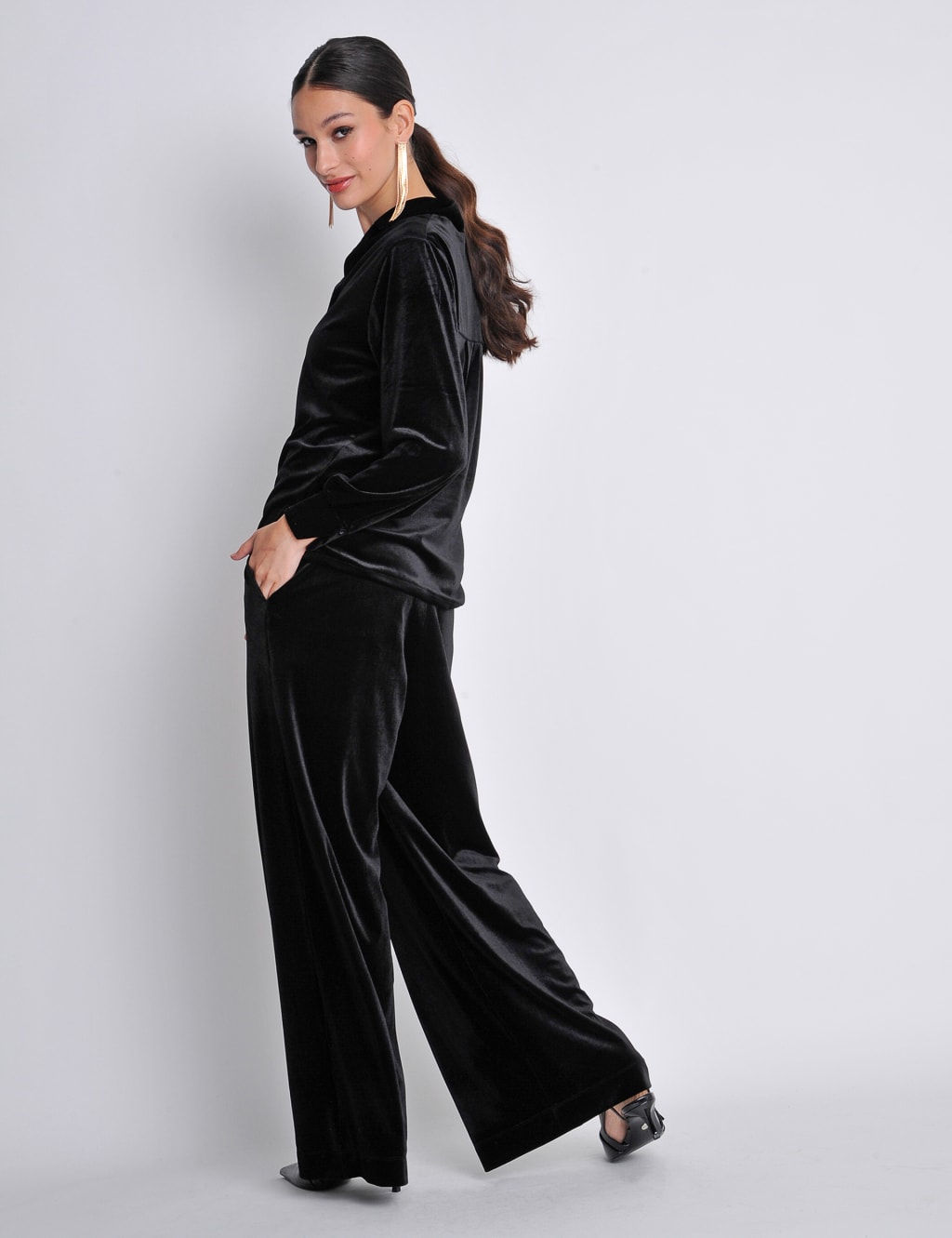 Velvet Elasticated Waist Wide Leg Trousers image 4